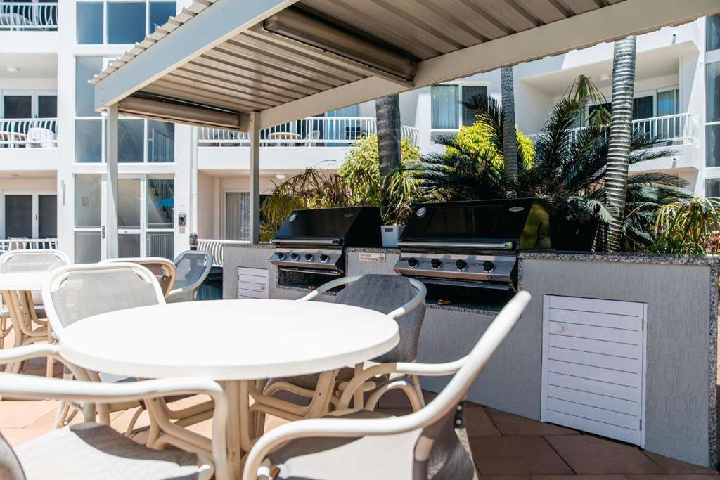 Le Beach Apartments Gold Coast Exterior photo